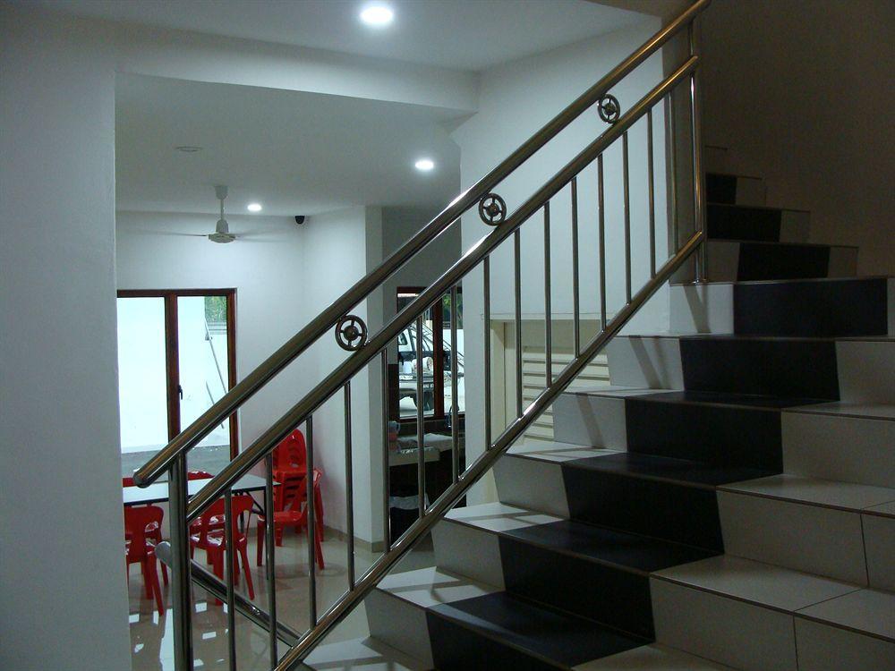 White House Homestay Ipoh Exterior photo